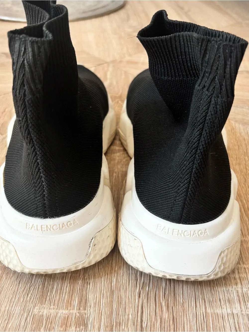 Balenciaga Speed Trainer Sneakers Black/White Size 8.5 Excellent Condition